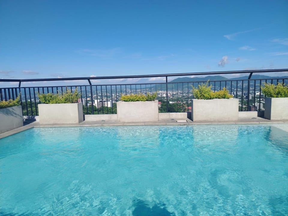 Swimming pool, Swimming pool