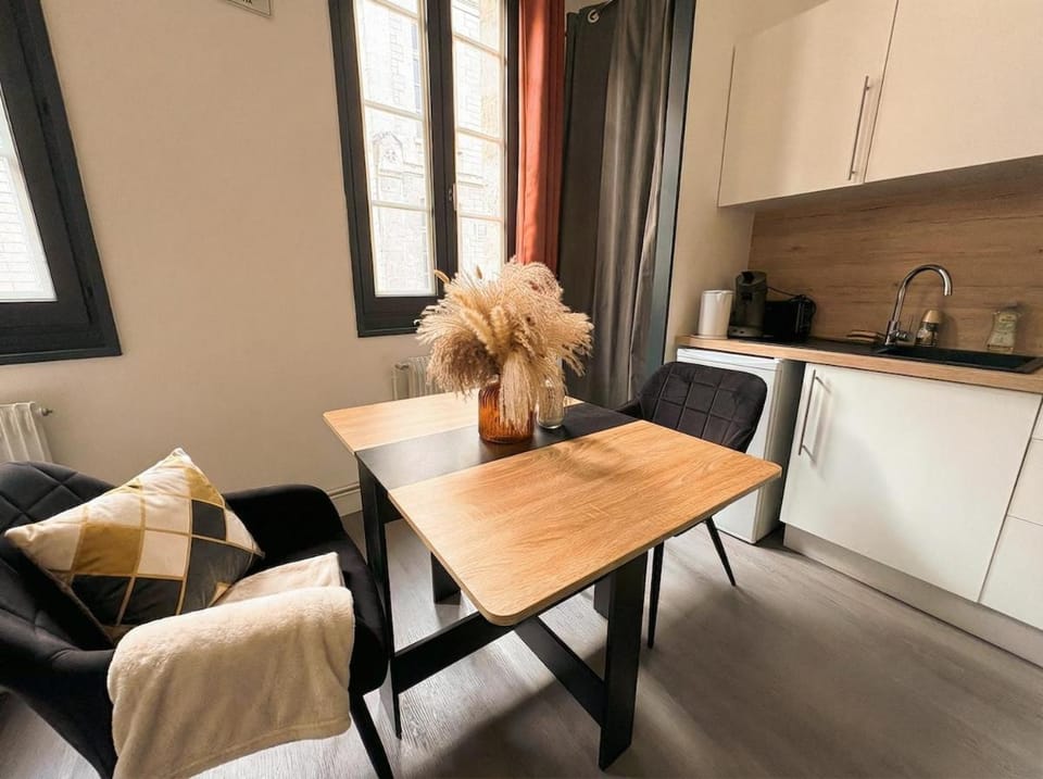 Studio de charme au cœur du Vieil Angoulême Apartment in Angoulême