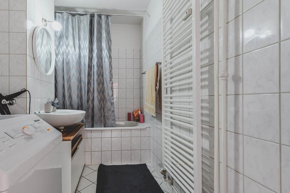 Bathroom, Bath