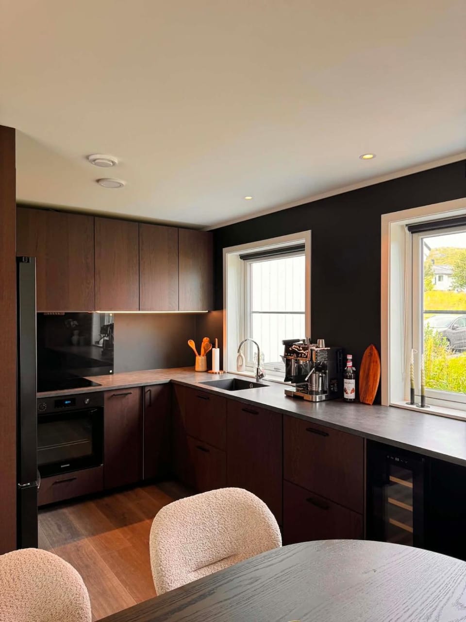 Modern Lofoten Home - 4BR - 8 Guests - 2 Baths Villa in Lofoten