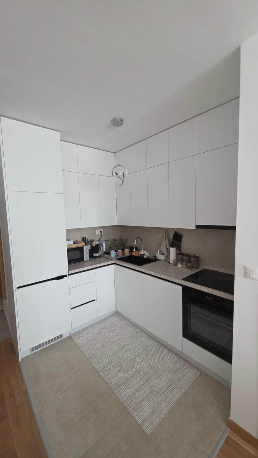 Coffee/tea facilities, Kitchen or kitchenette, dishwasher, microwave, stove, toaster