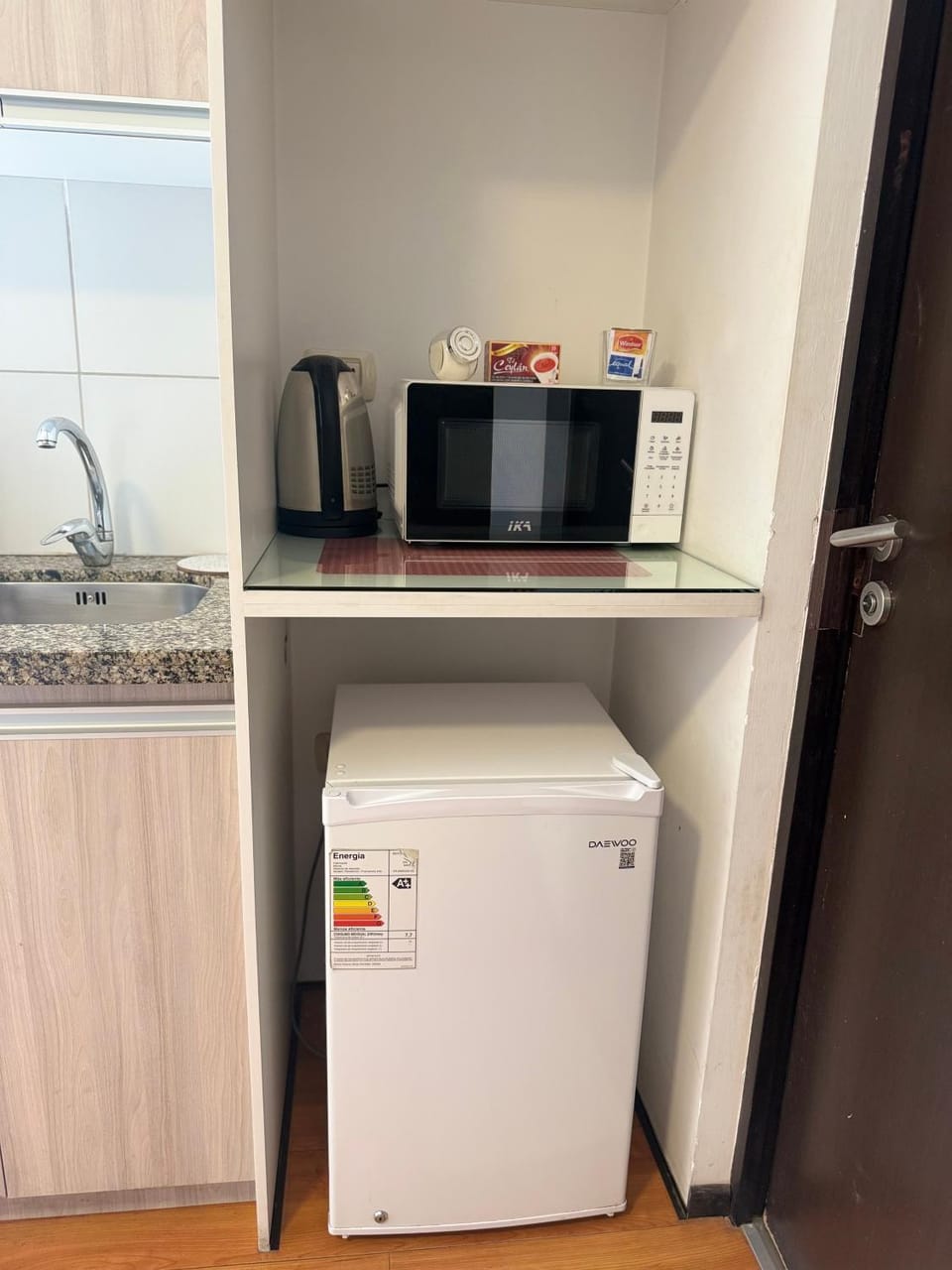Kitchen or kitchenette, oven