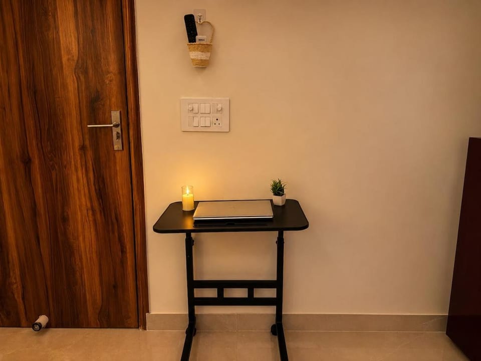 1BHK - Golf Course RD-Metro Apartment in Gurugram