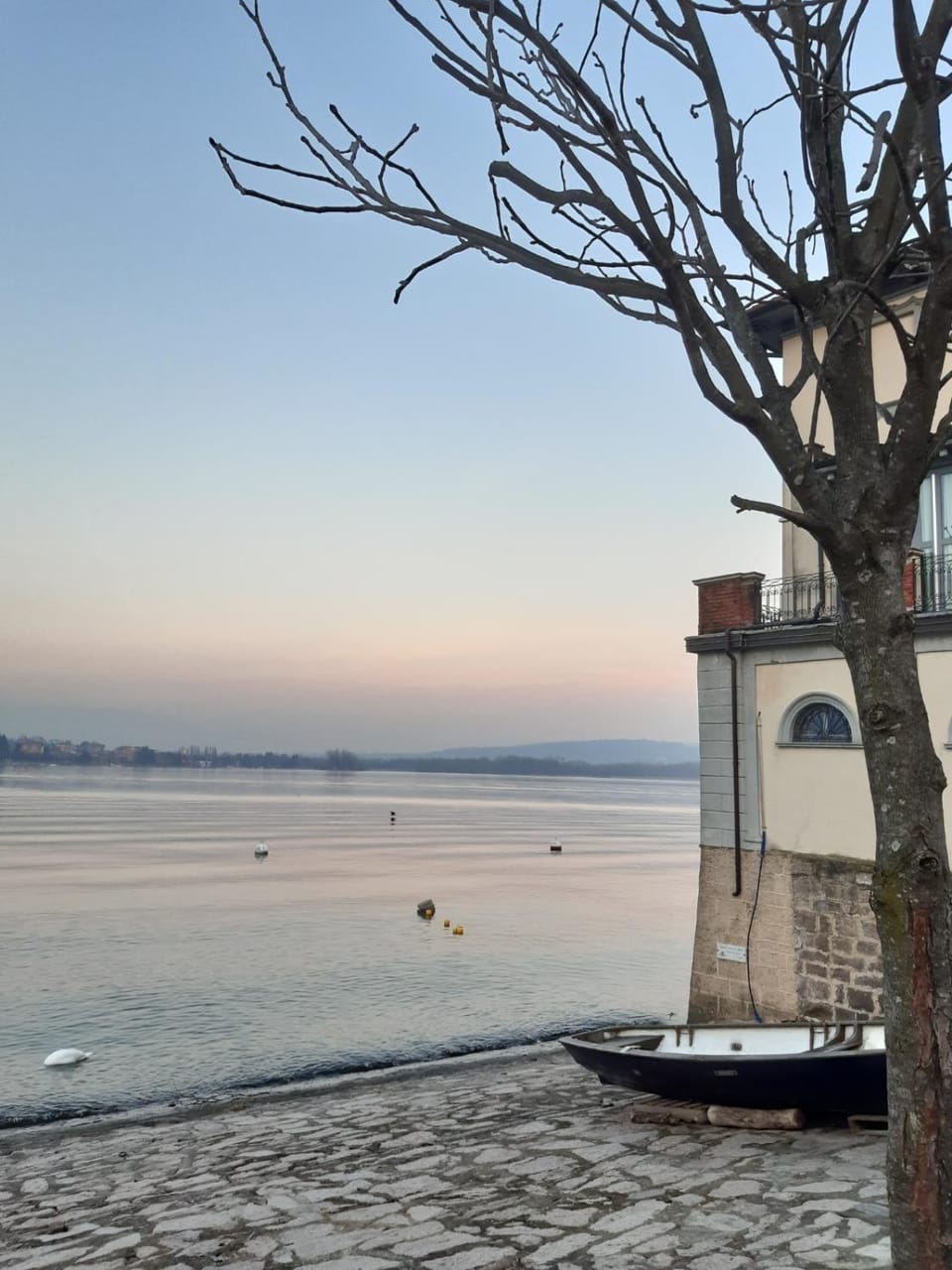 Day, Natural landscape, Lake view