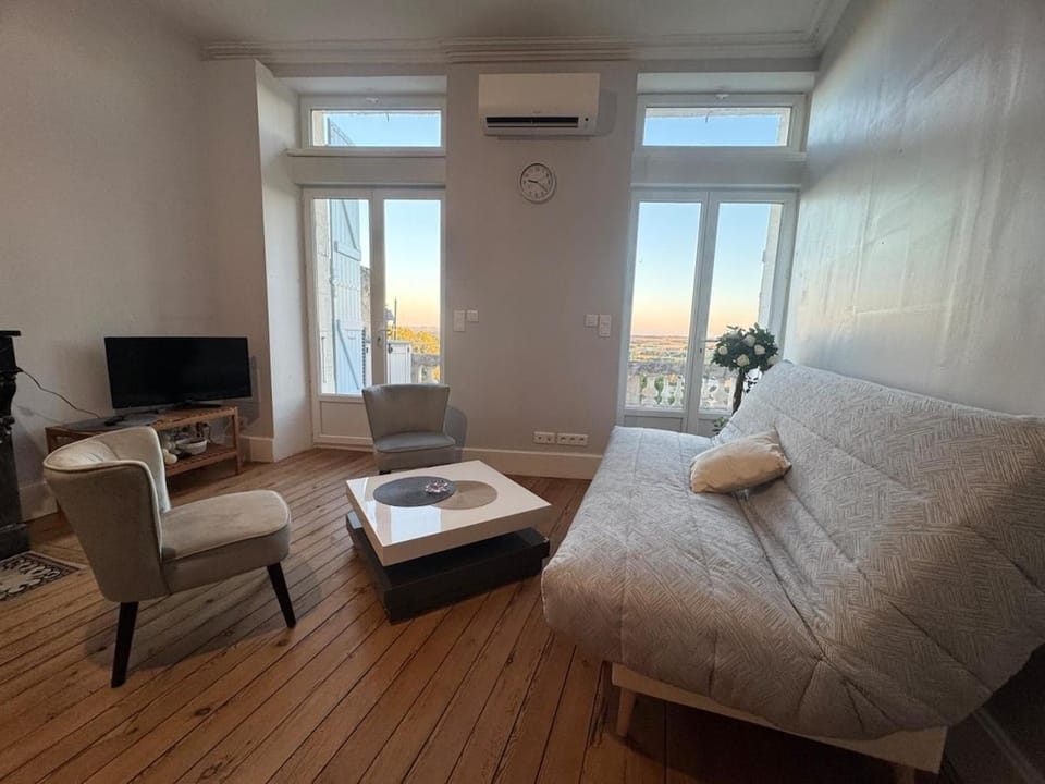 Appartement avec terrasse panoramique Apartment in Occitanie