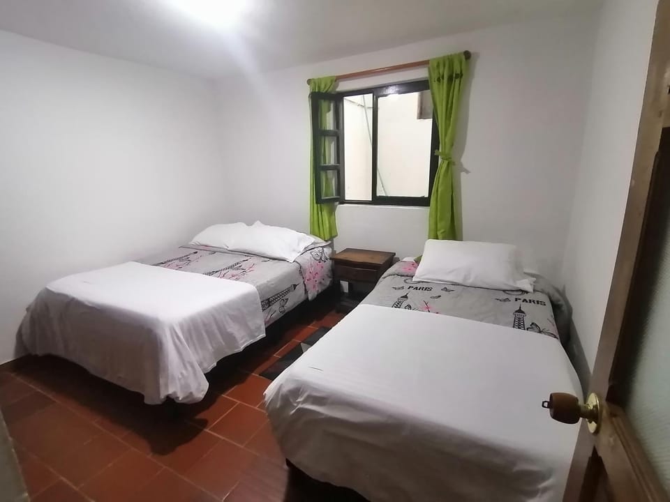 Bed, Photo of the whole room, Bedroom, pet friendly