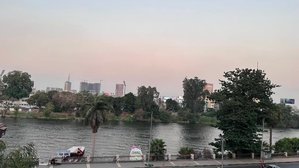 Front-Row Nile View Luxury Condotel with a Front-Row View of the Nile Apartment in Cairo