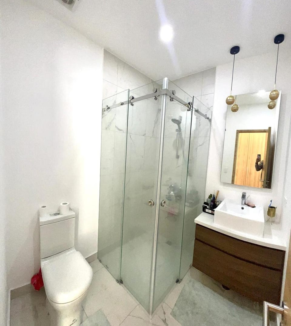 Shower, Bathroom, towels