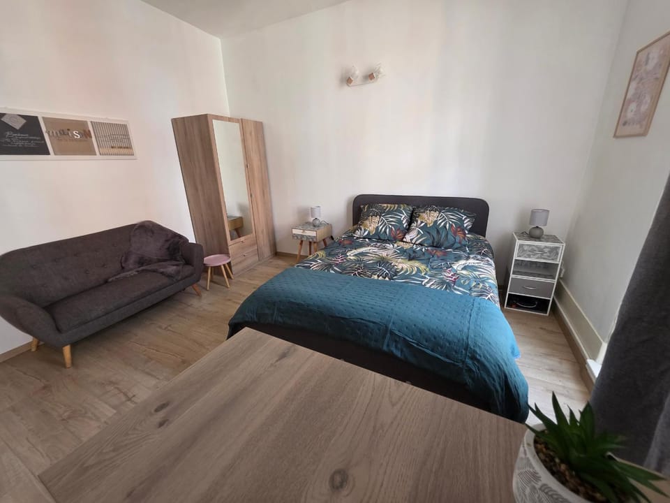 Studio douillet au cœur de Luxeuil - 1 pers. - FR-1-901-9 Apartment in Vosges