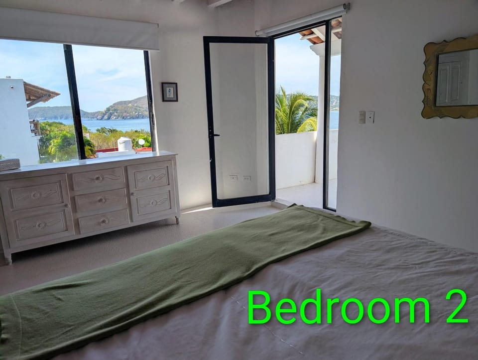 Villa Colina Villa in Zihuatanejo