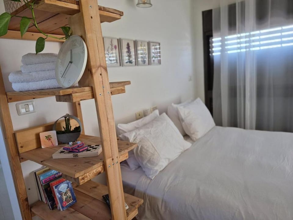פינה לבנה ביער Apartment in North District