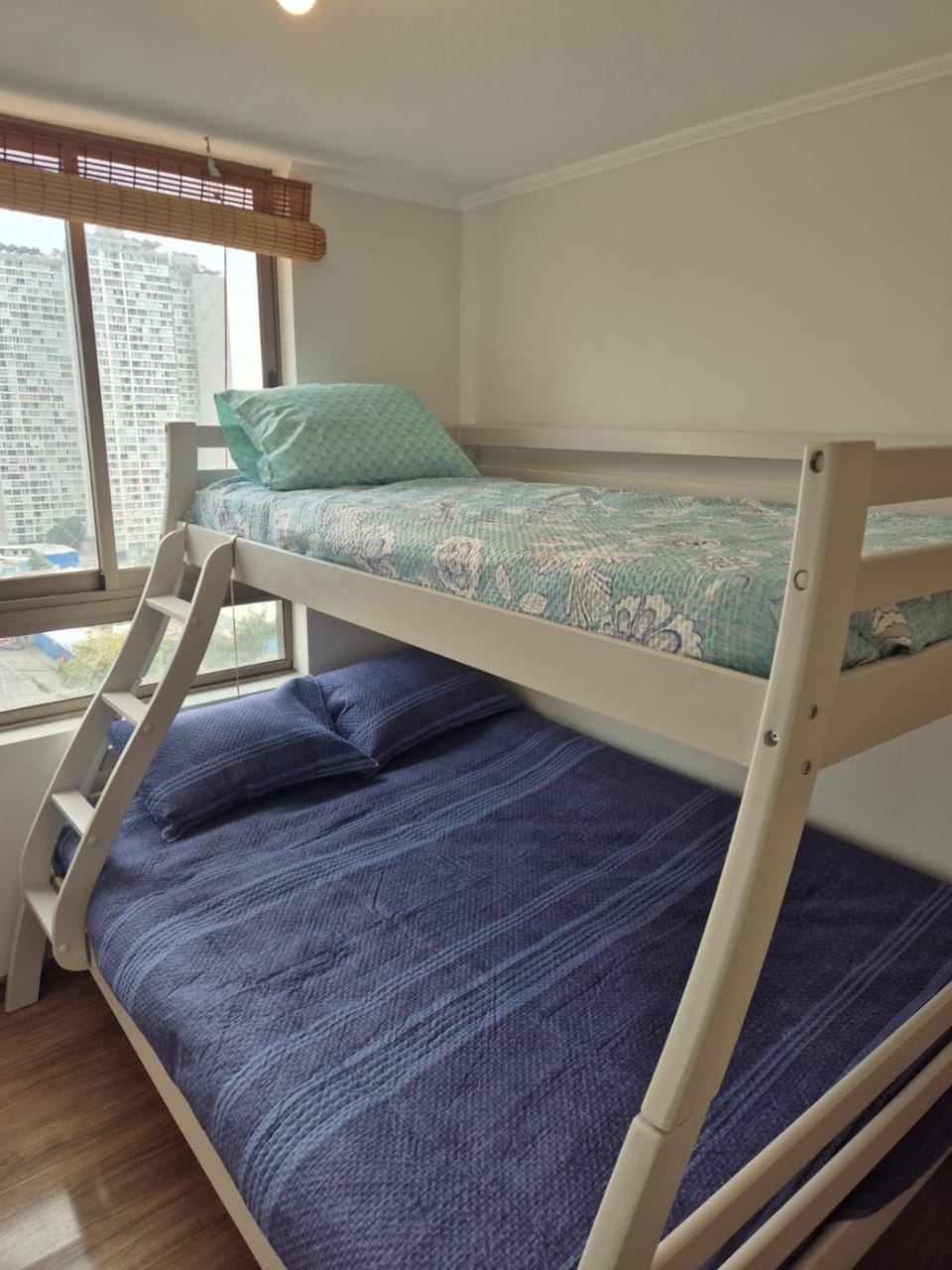 Departamento Hasta 5 Personas 2D 2B A Pasos Del Metro Apartment in Santiago