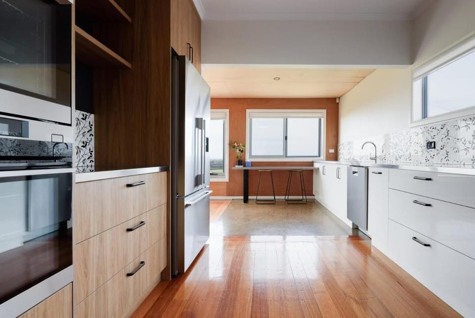 Oceanfront Escape with Fire Pit & Coastal Views House in Devonport