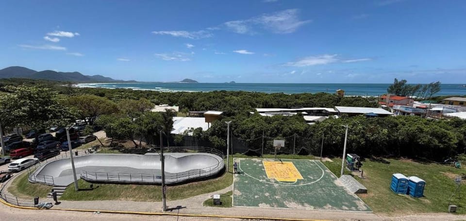 Studio Mega Confortável em Floripa! Pé na areia! Apartment in Florianopolis