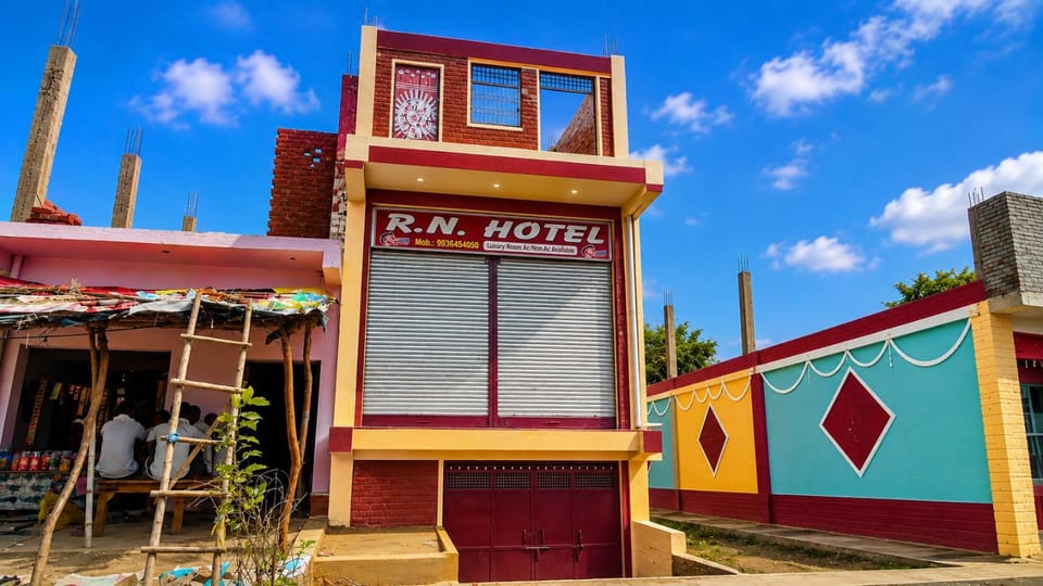 RN Hotel Vacation rental in Uttar Pradesh