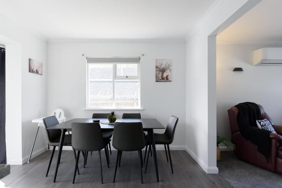 Modern Ease in East Devonport House in Devonport