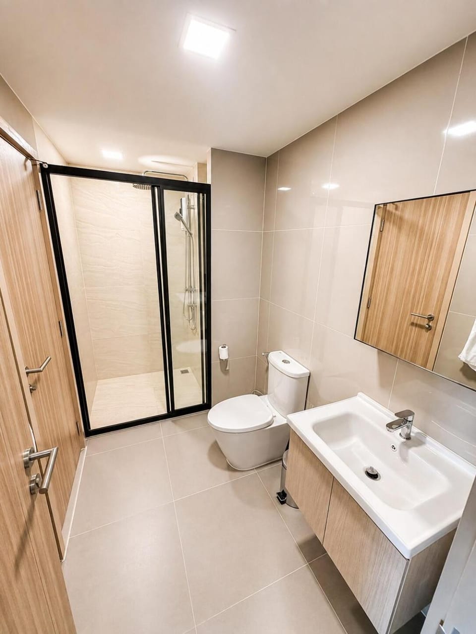 Modern 1BR Mountain View Pool Onsen Wi-Fi Apartment in Choeng Thale
