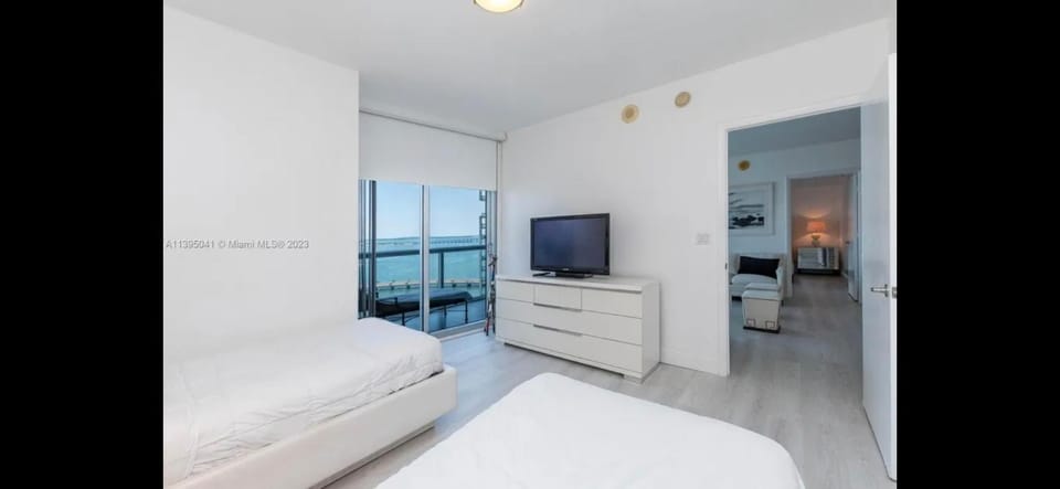 Ocean view 2bd brickell condo Apartment in Brickell