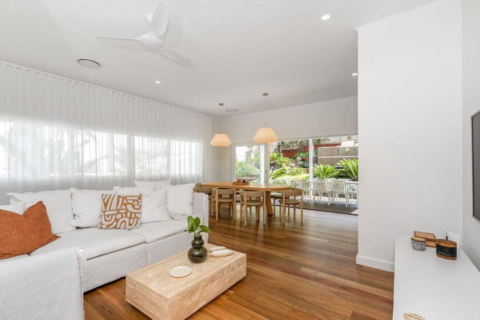 22 Shelley Drive House in Byron Bay