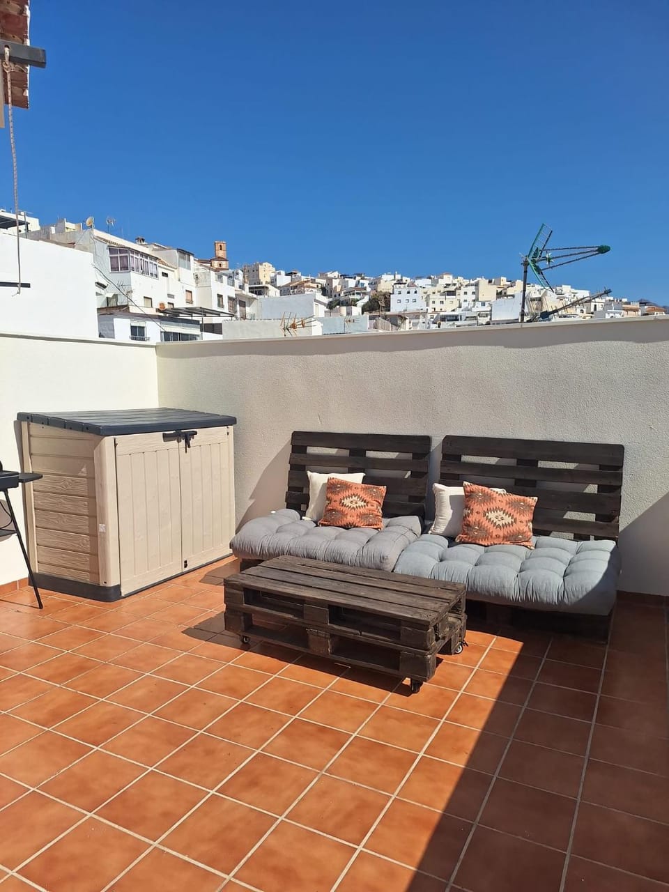 Ático, dos dormitorios con terraza Apartment in Salobreña