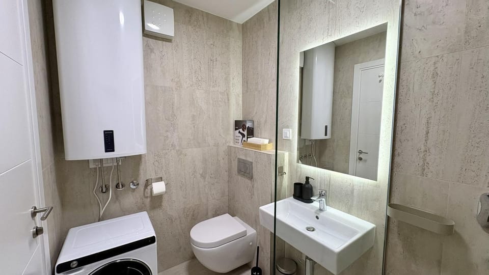 Shower, Bathroom, towels