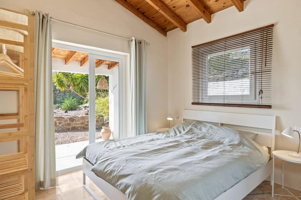 Property building, Living room, Bedroom