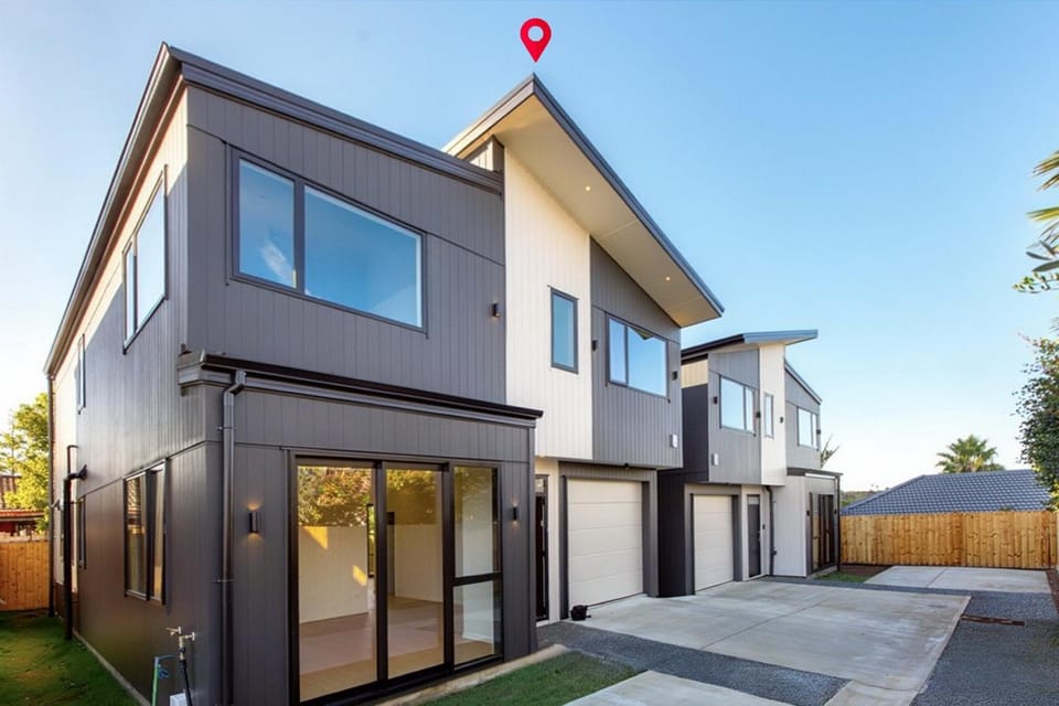 Howick New Builds, Walk to Shops House in Auckland