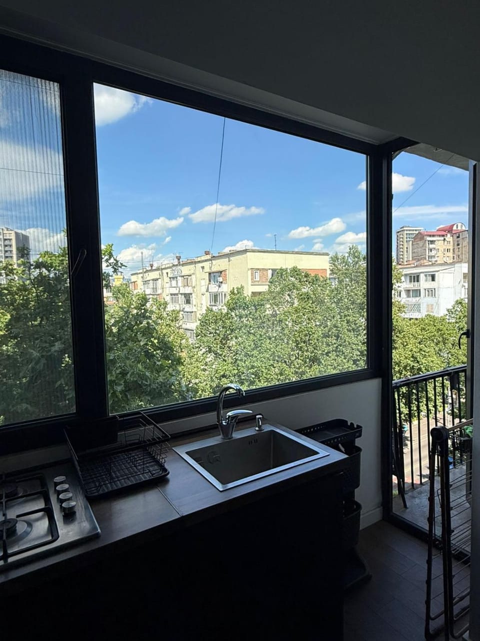 View (from property/room), Kitchen or kitchenette, Dining area