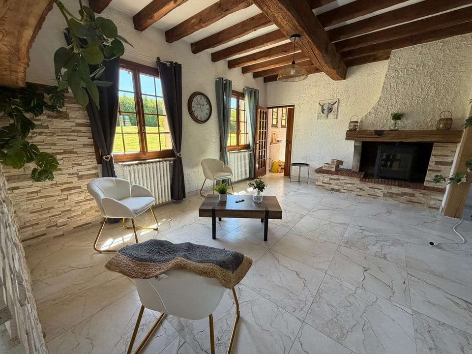 Le grand gîte House in Grand Est