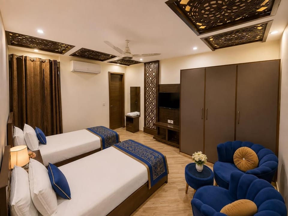 Two Bedroom Apartment, Multazam Heights, DHA Phase 8 Hotel in Lahore