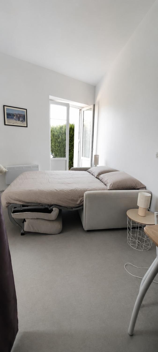 The Thermal & Casino Stopover Apartment with garden Apartment in Nouvelle-Aquitaine