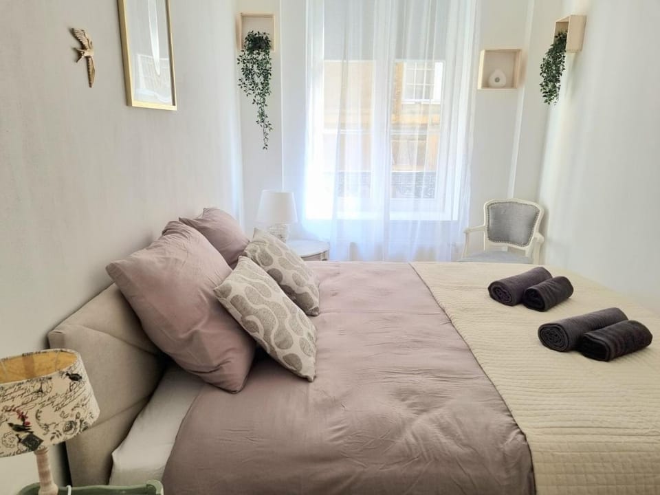 Paris'Sed Le charme et l'élégance du style parisien à deux pas du Château Fort Apartment in Grand Est