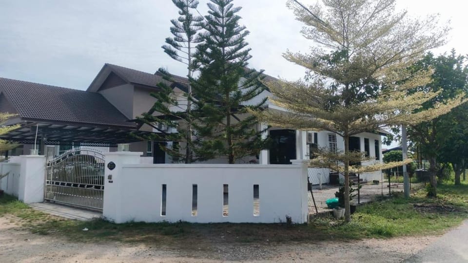 BRQ SAL Homestay House in Malaysia