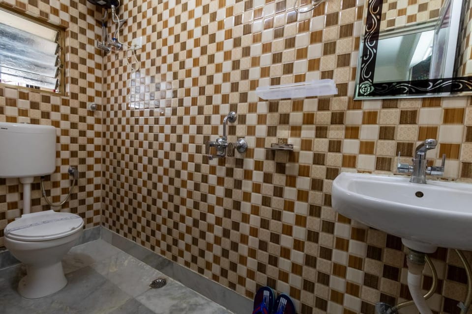 hotel arish Hotel in Kolkata