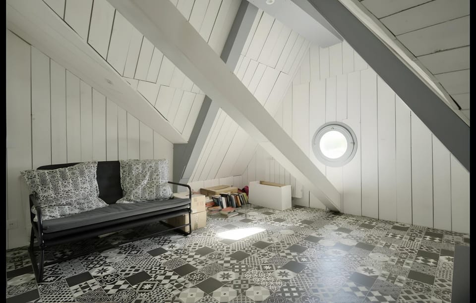 Property building, Living room