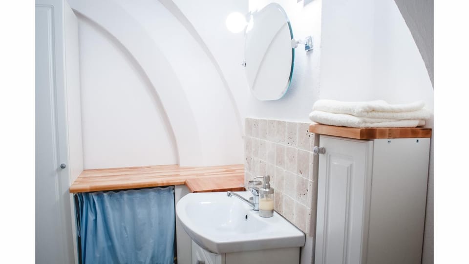 Property building, Bathroom