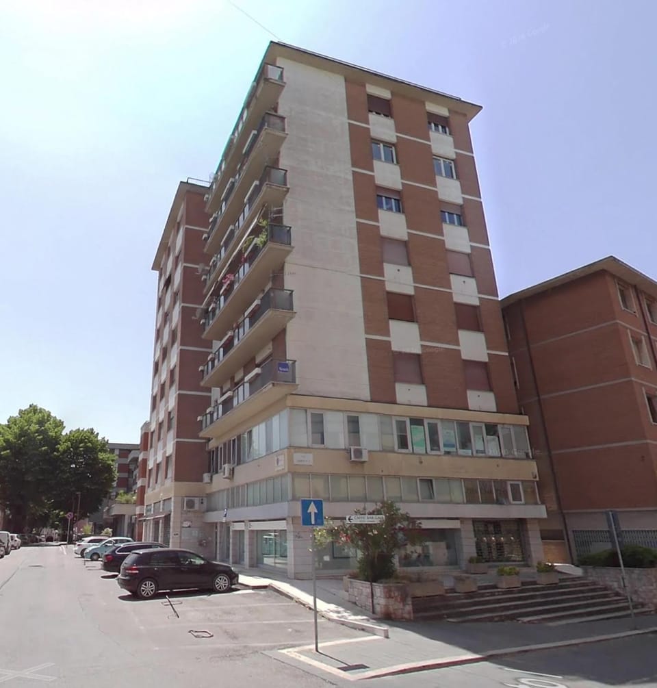 Property building, Street view