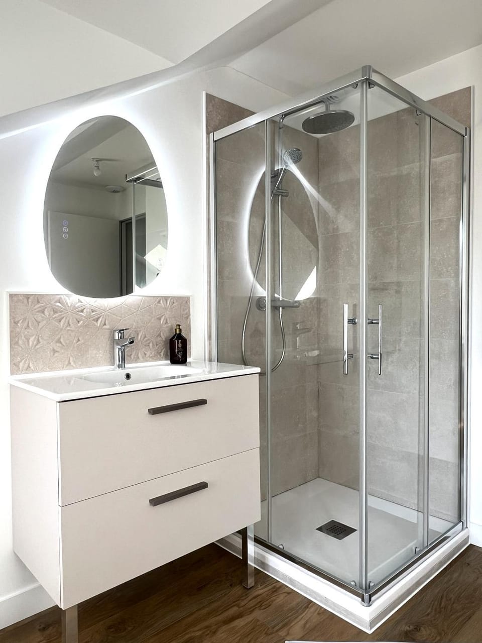 Shower, Bathroom