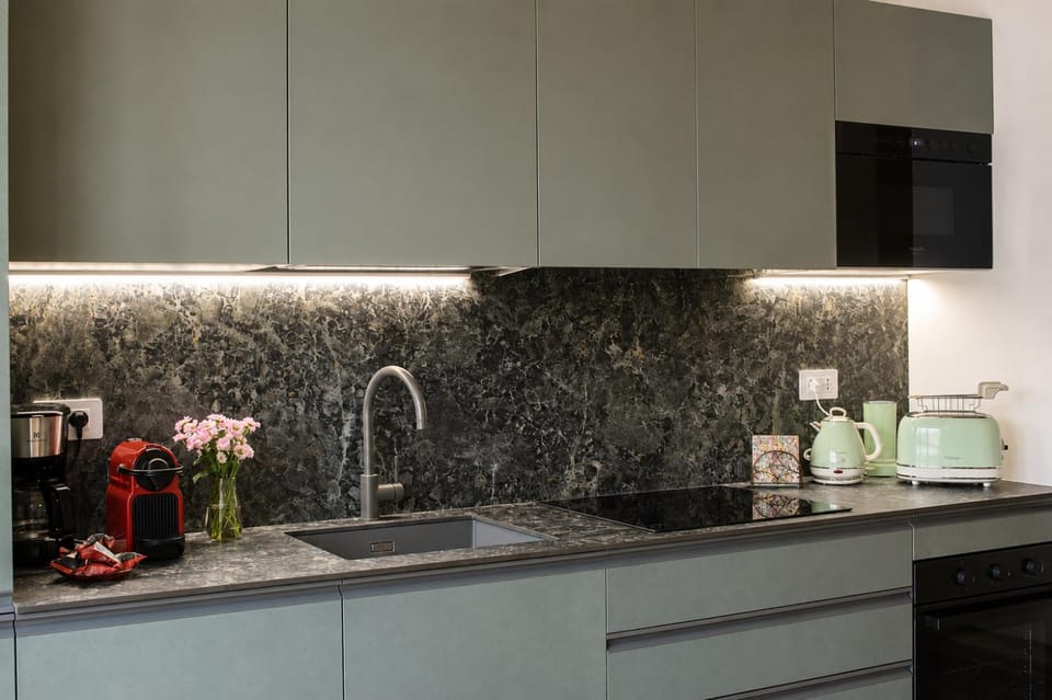 Kitchen or kitchenette
