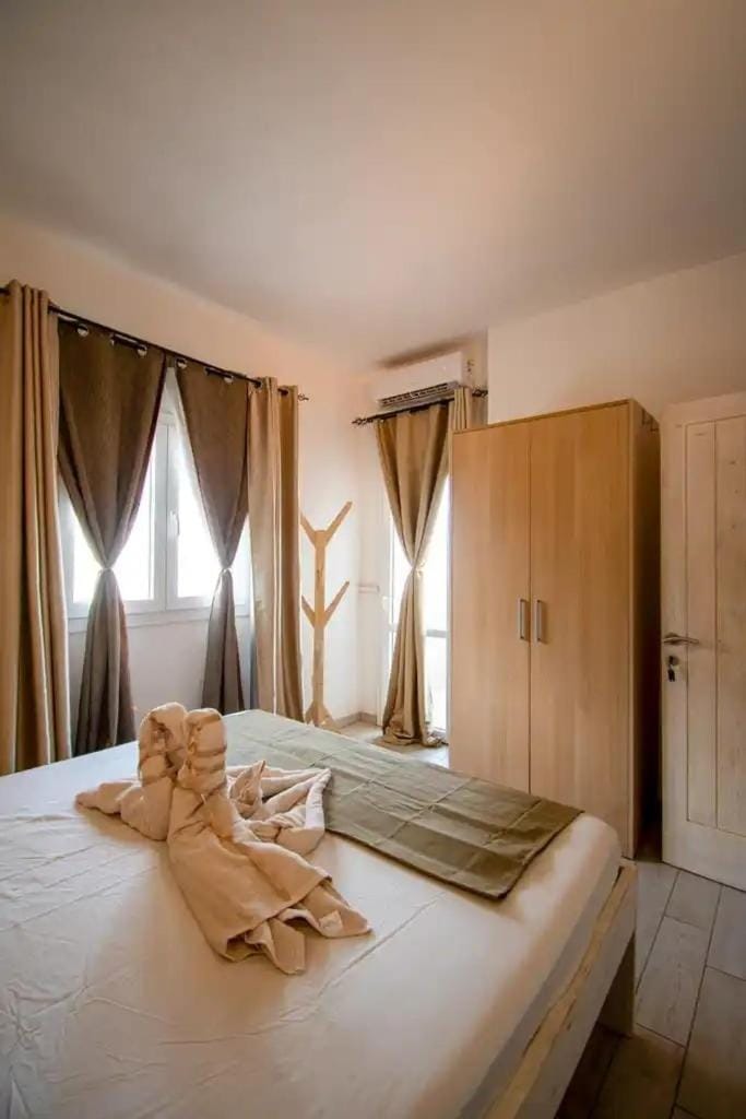 Bed, Photo of the whole room, Bedroom, towels, wardrobe