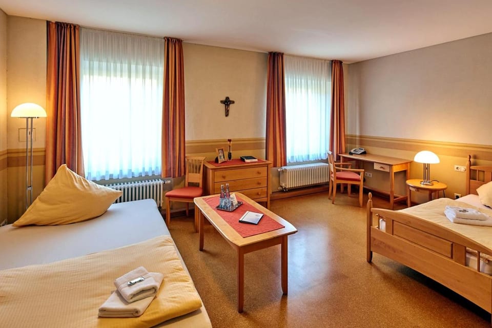 MARIENAU Tagungs- und Gästehaus, spiritueller Flair am Wallfahrtsort Schönstatt Hotel in Koblenz