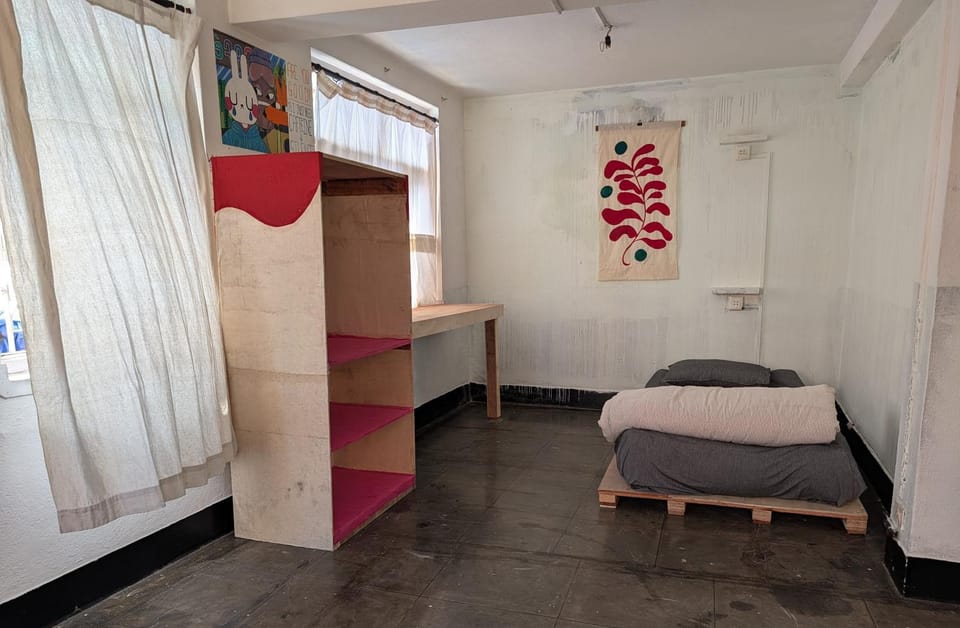 Bed, Photo of the whole room, wardrobe