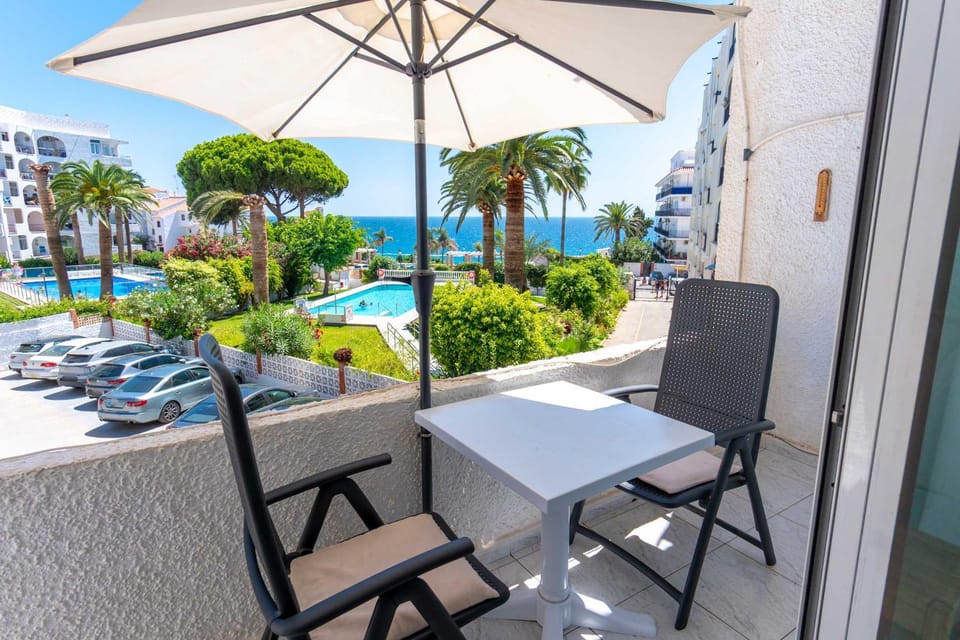 Carabeo 16 Studios Casasol Apartment in Nerja