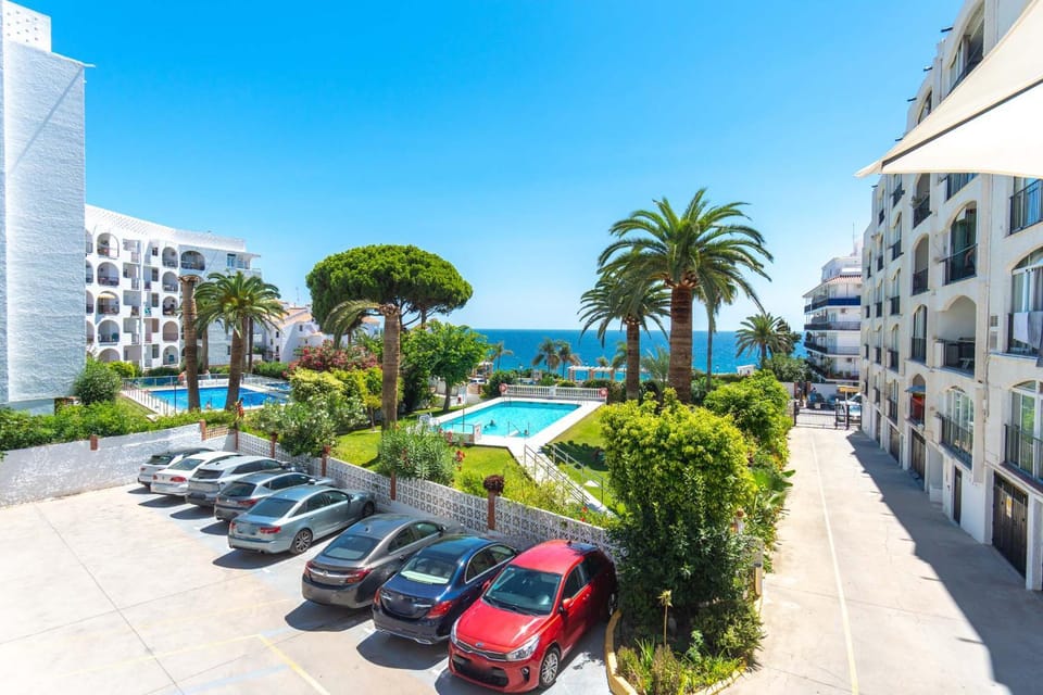 Carabeo 16 Studios Casasol Apartment in Nerja