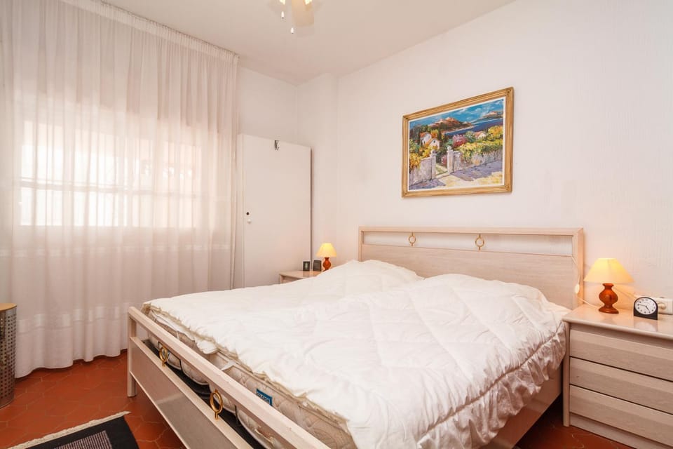 Property building, Bedroom