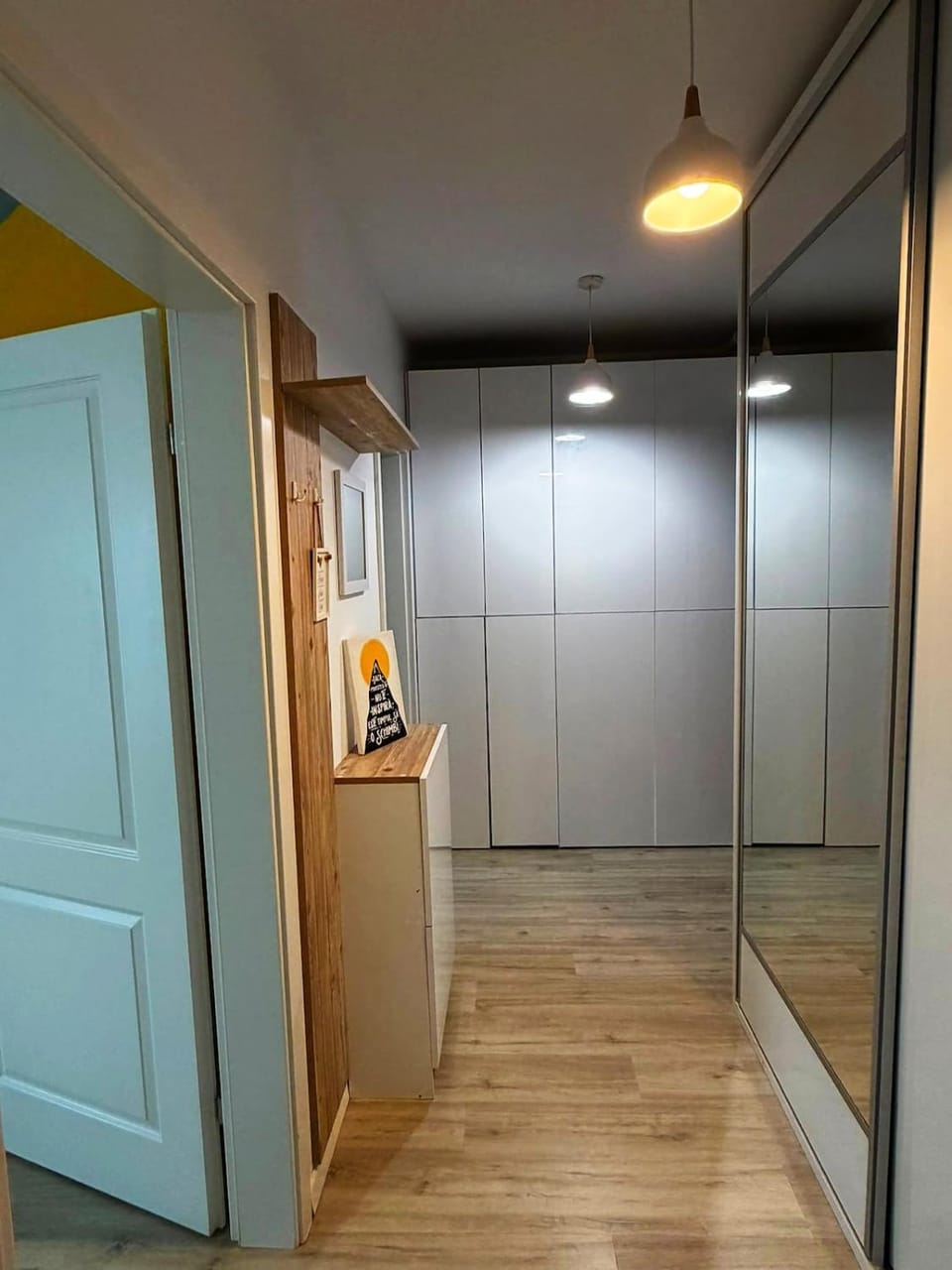 Chique Studio near Mall Plaza 2 Apartment in Bucharest