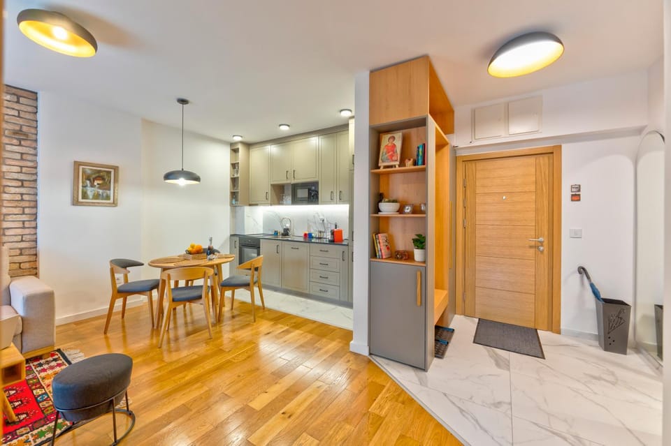 Kitchen or kitchenette, Living room, Seating area, Dining area, oven, stove