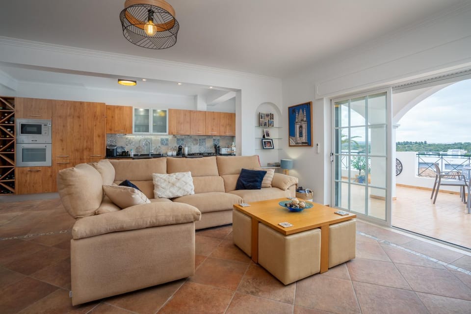 Tavira Sunrise, Tavira Residential, Hillside Apartment in Tavira
