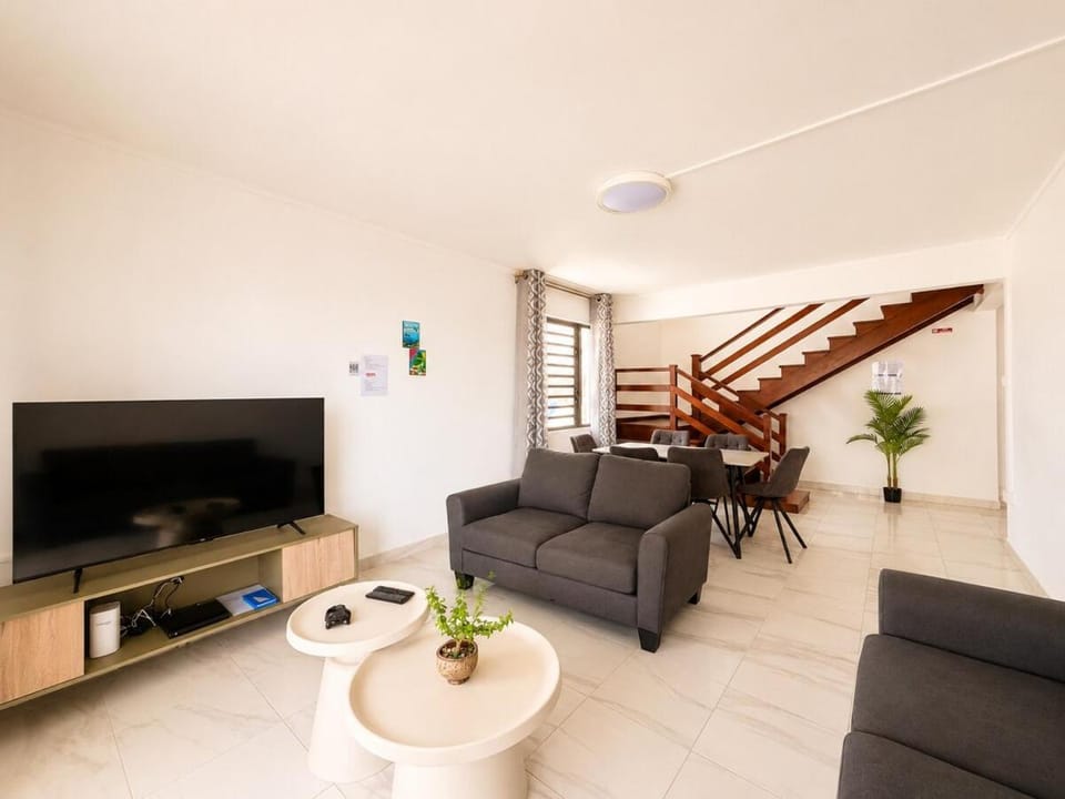 Qweens villa Pereybere House in Grand Baie