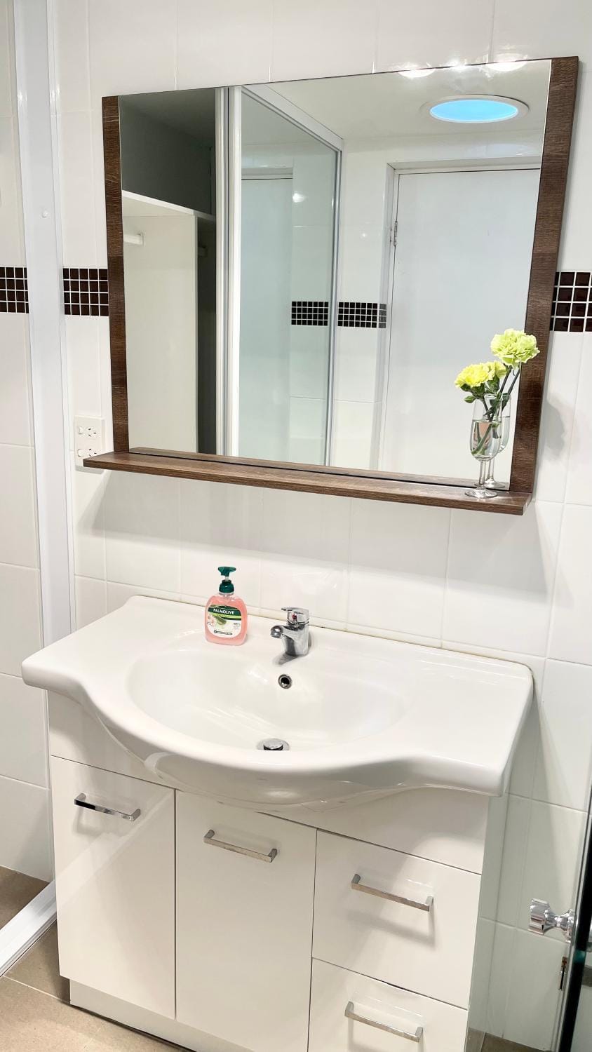 Private Bath Ensuite Room Eastwood MQ UNI PARK Bed and Breakfast in Sydney